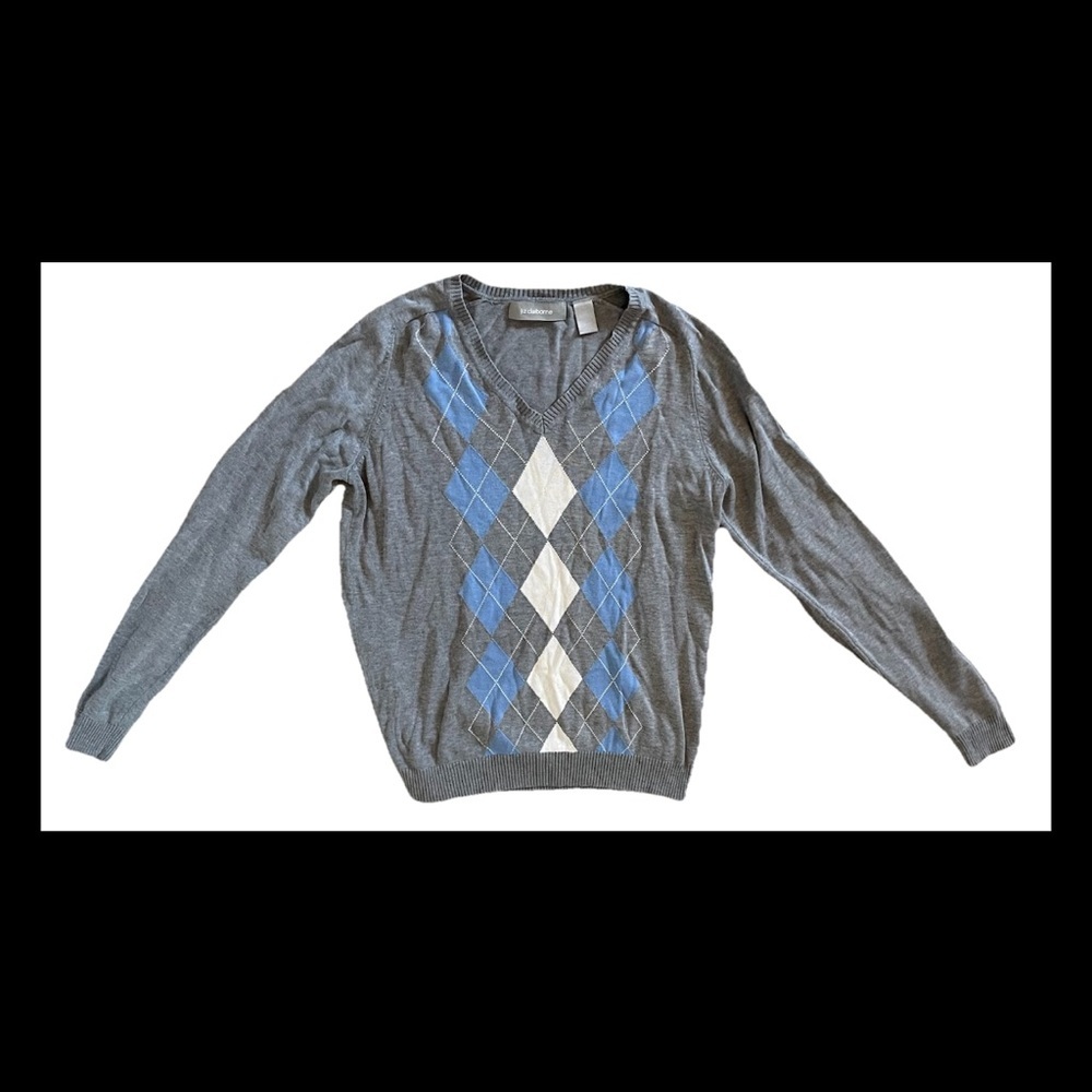 liz claiborne v neck lightweight gray sweater Women’s Medium